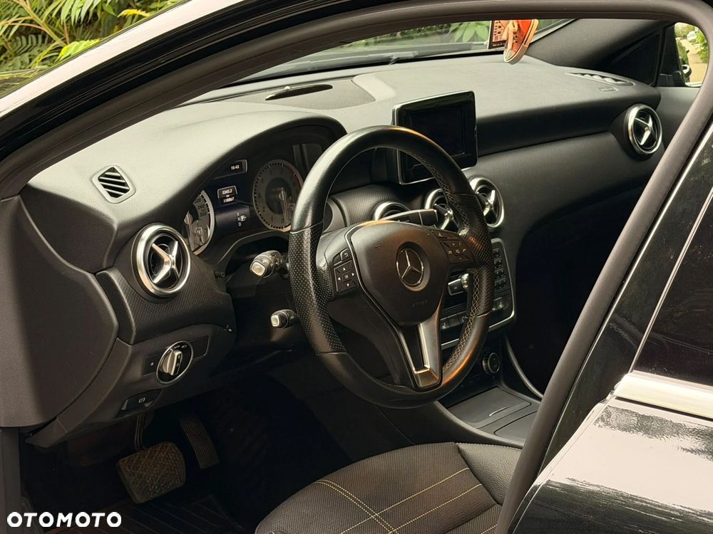 Mercedes-Benz Klasa A 180 7G-DCT - 17