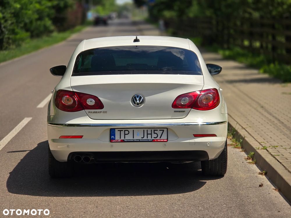 Volkswagen Passat CC 2.0 TDI BlueMotion Technology - 16