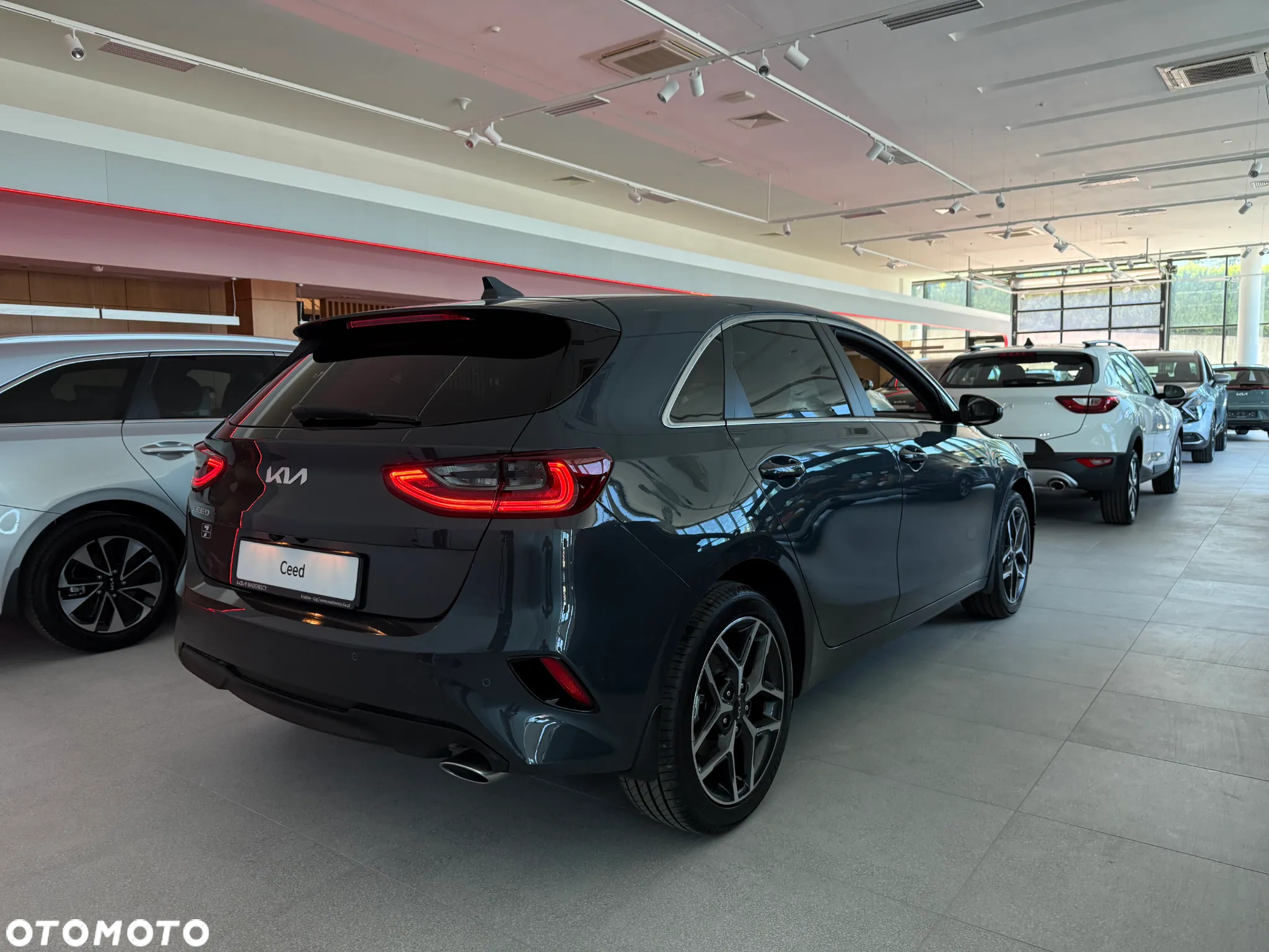 Kia Ceed 1.5 T-GDI Tribute DCT - 4