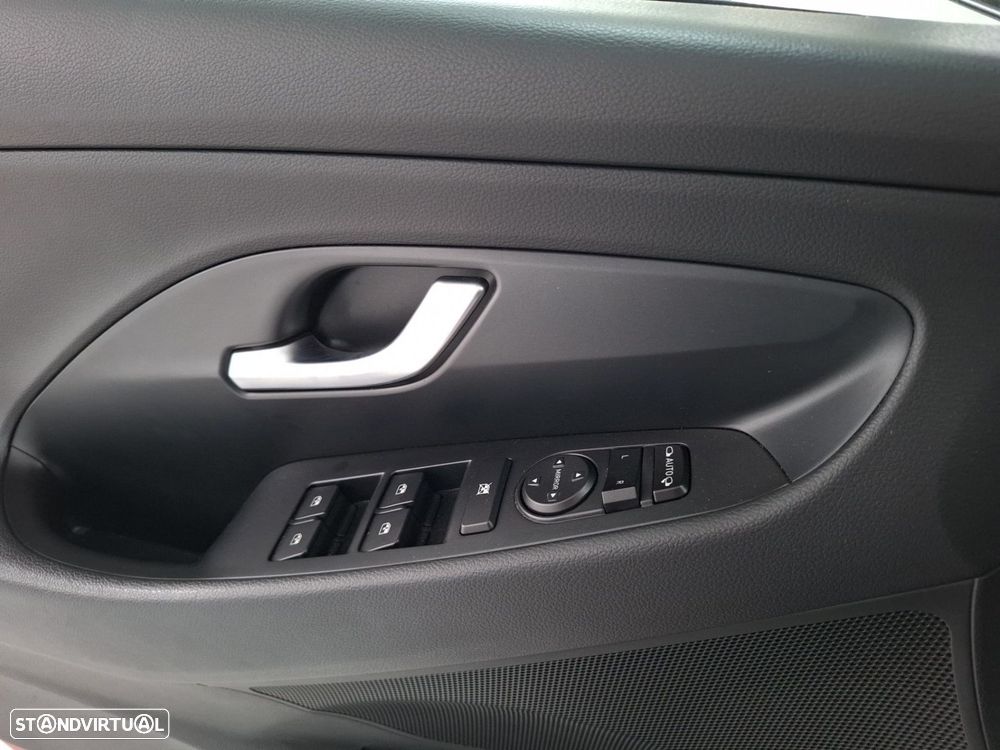 Hyundai i30 1.0 T-GDI Style Plus — fotografia 22
