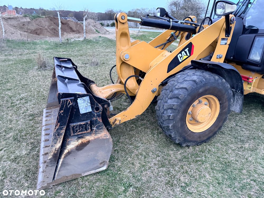 Caterpillar ŁADOWARKA CAT 906M 906 907 908 łyżka pług widły  Liebherr 506 Volvo L25 - 12