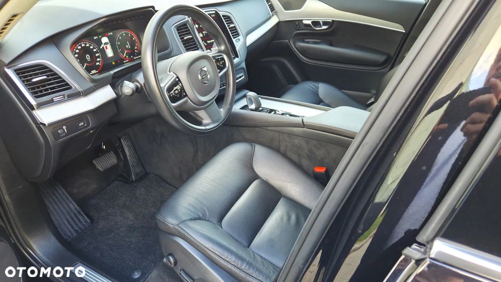 Volvo XC 90 B5 B AWD Momentum Pro - 8