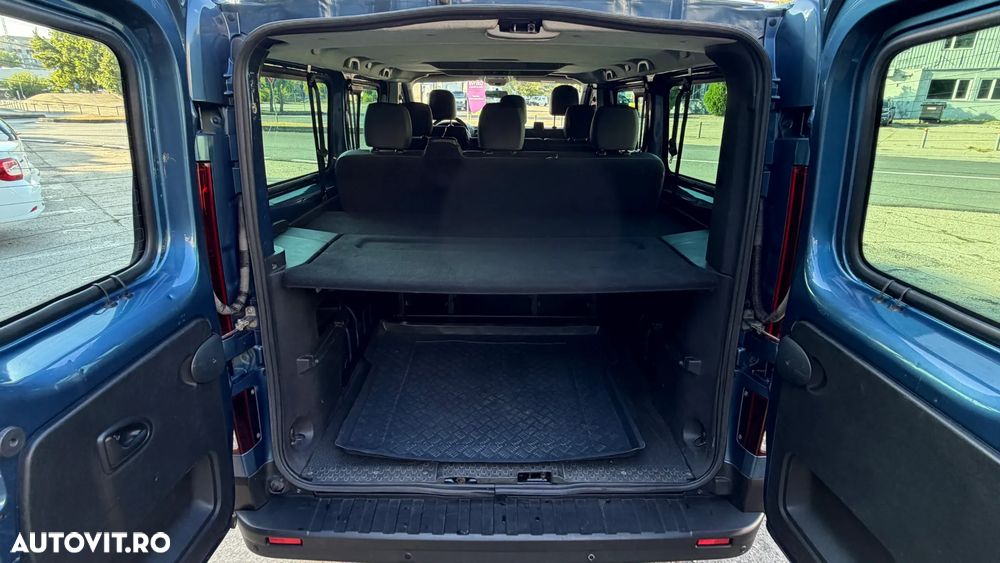 Renault Trafic - 19