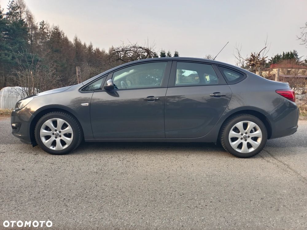 Opel Astra - 5