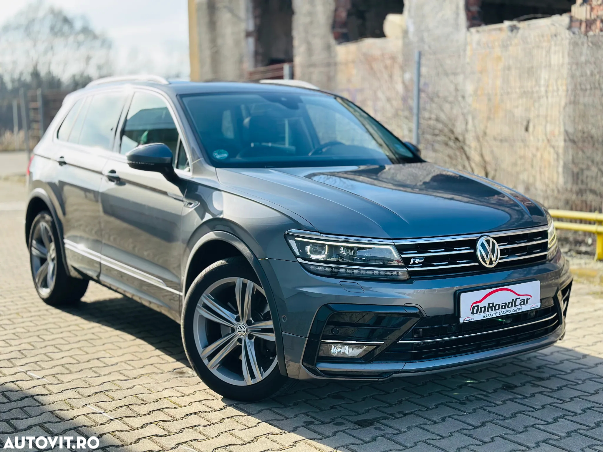 Volkswagen Tiguan 2.0 TDI SCR 4MOTION DSG Highline - 3