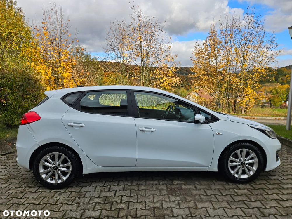 Kia Ceed 1.0 T-GDI L Business Line - 39