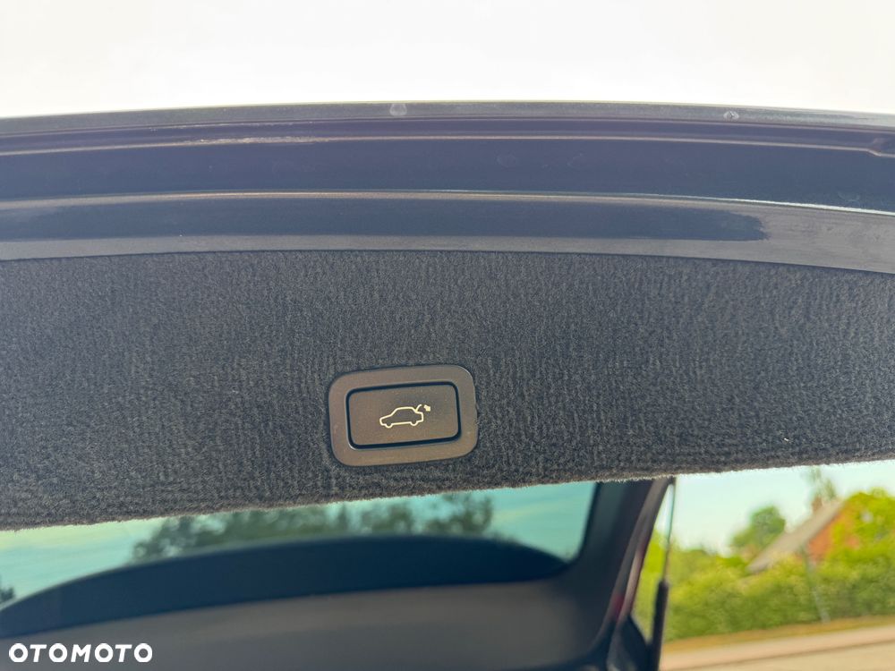 Volvo XC 60 2.4D Momentum - 13