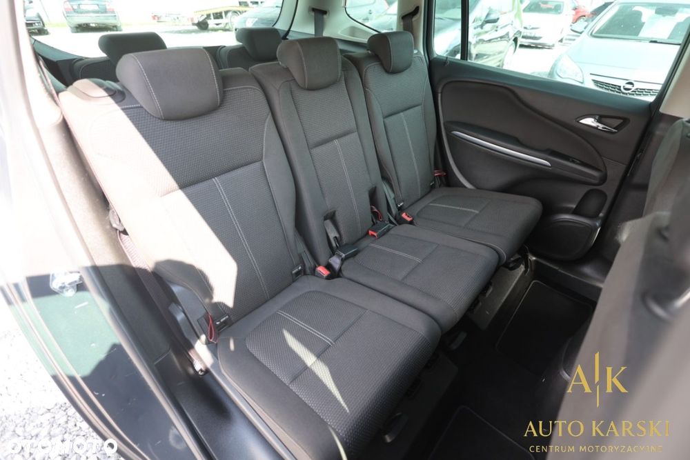 Opel Zafira - 36