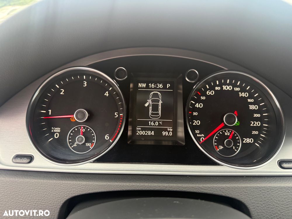Volkswagen Passat CC - 16