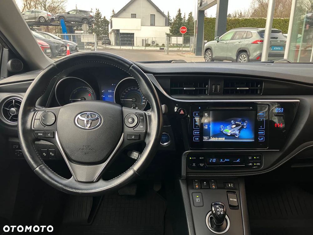 Toyota Auris Hybrid 135 Premium - 20