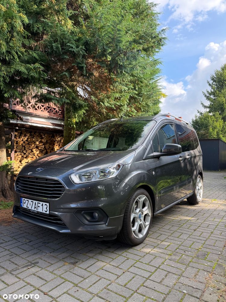 Ford Tourneo Courier 1.0 EcoBoost Titanium - 1