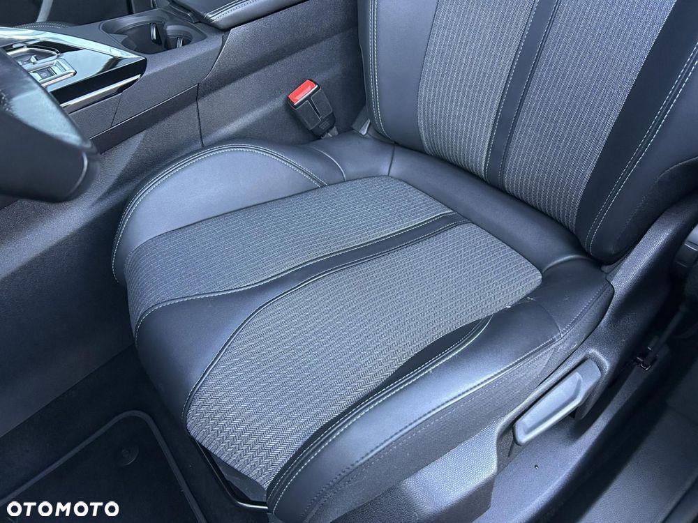 Peugeot 3008 1.5 BlueHDi Allure Pack S&S EAT8 - 12