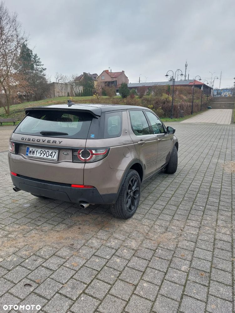 Land Rover Discovery Sport TD4 HSE Luxury - 8