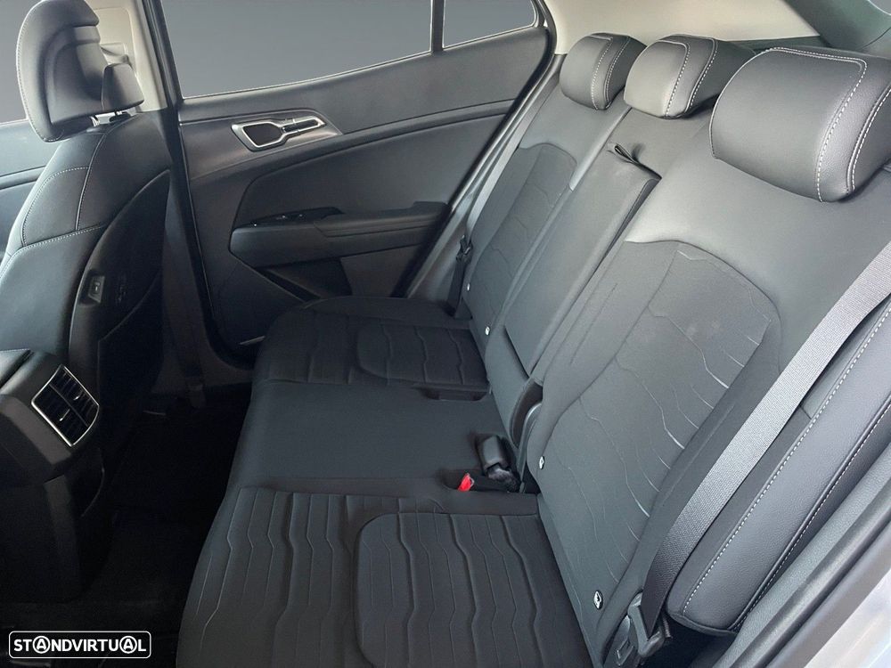 Kia Sportage 1.6 T-GDi PHEV Tech - 13