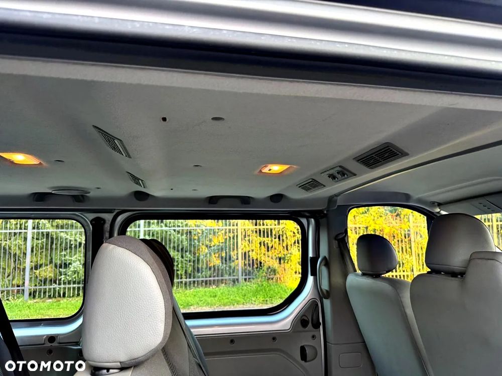 Opel Vivaro - 16