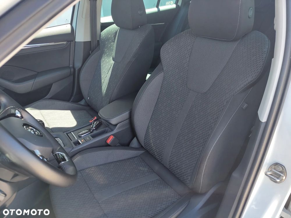 Skoda Octavia 1.5 TSI ACT Style - 27