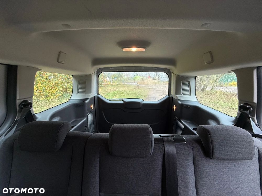 Ford Transit Connect - 15