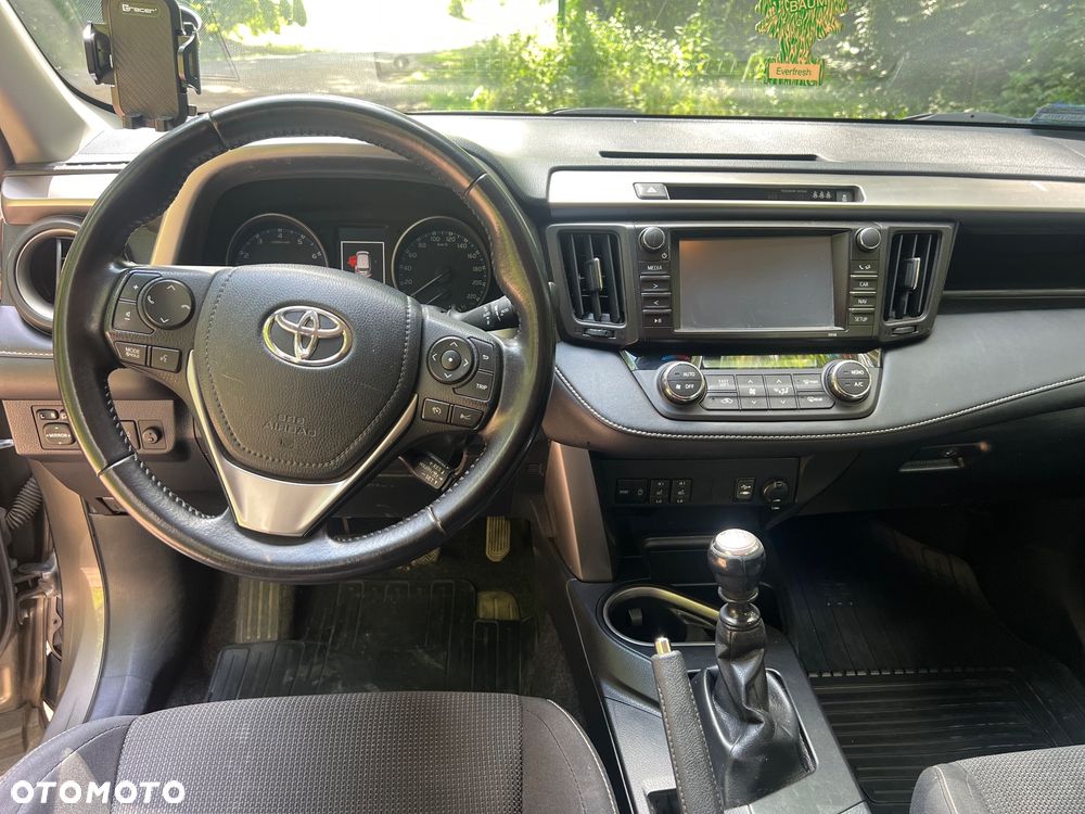 Toyota RAV4 2.0 Active 4x4 - 28