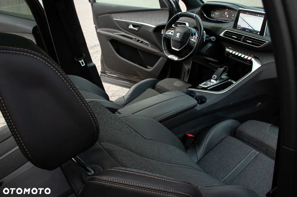 Peugeot 3008 THP 165 EAT6 Stop & Start Allure - 23