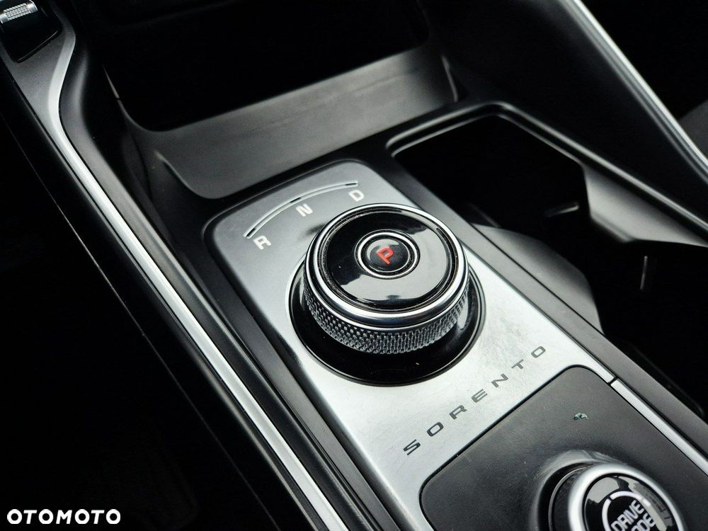 Kia Sorento 1.6 T-GDI HEV L 7os - 29