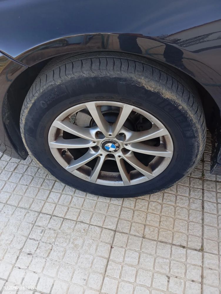 BMW 318 d Navigation Sport Auto - 11