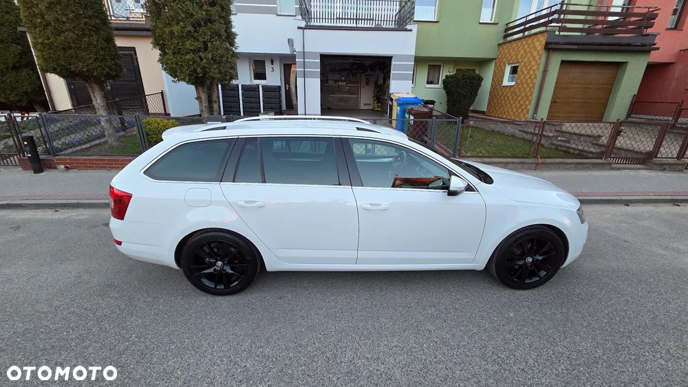 Skoda Octavia 1.6 TDI DPF DSG Elegance - 14
