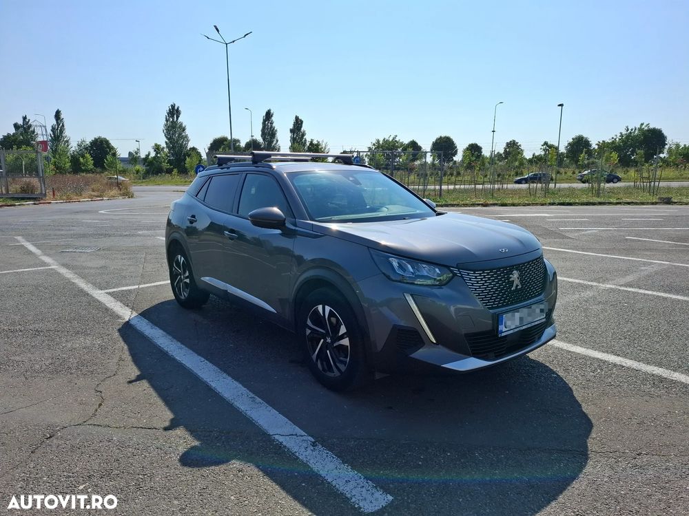 Peugeot 2008 1.2 L PureTech STT EAT8 Allure - 3