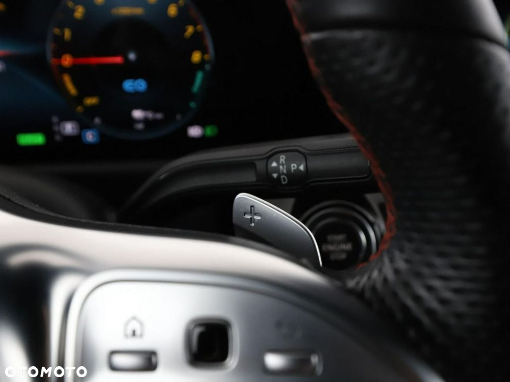 Mercedes-Benz CLA 250 e PHEV AMG Line 8G-DCT - 36