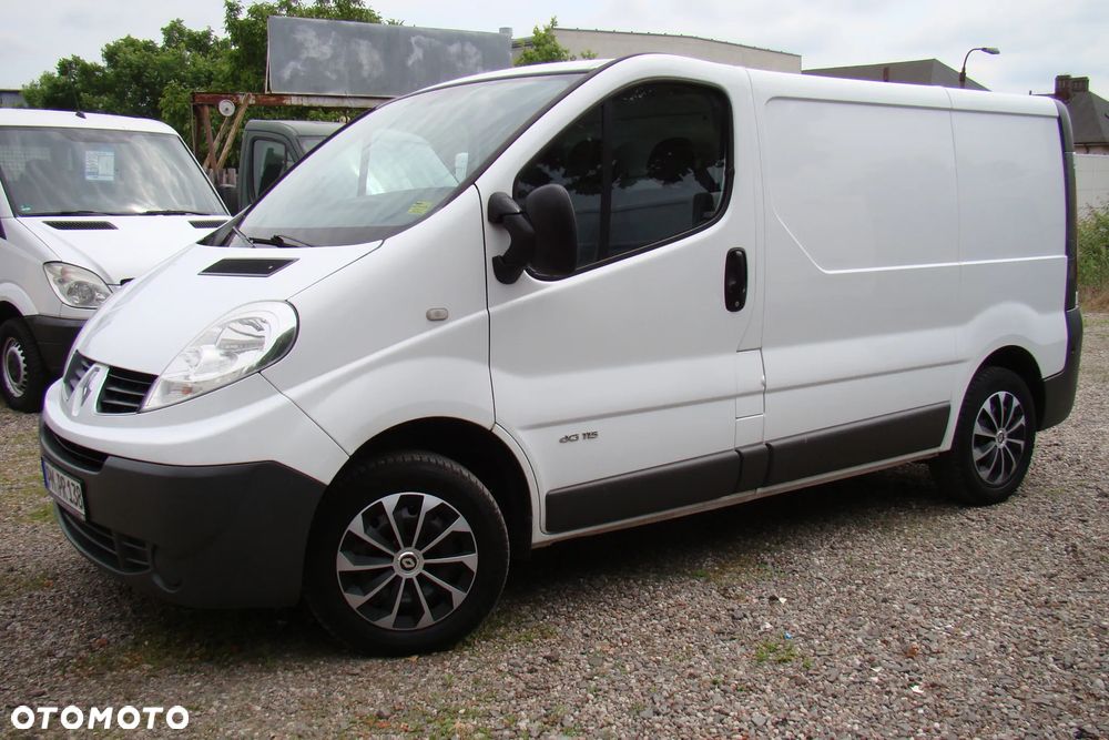 Renault Trafic - 2