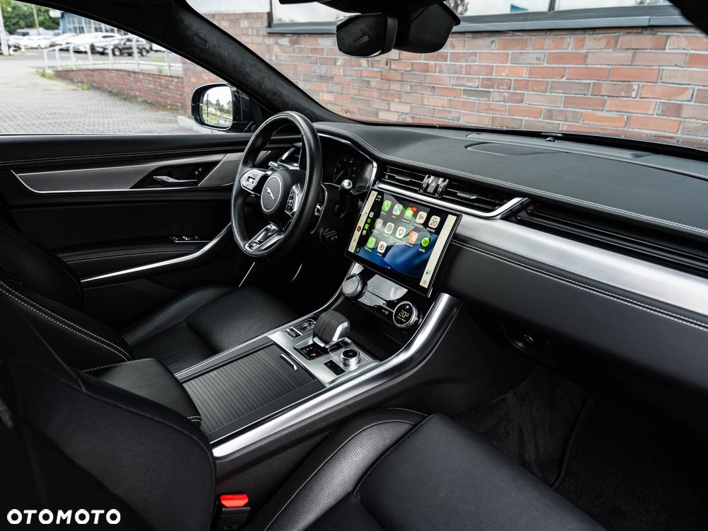 Jaguar XF D200 R-Dynamic HSE - 23
