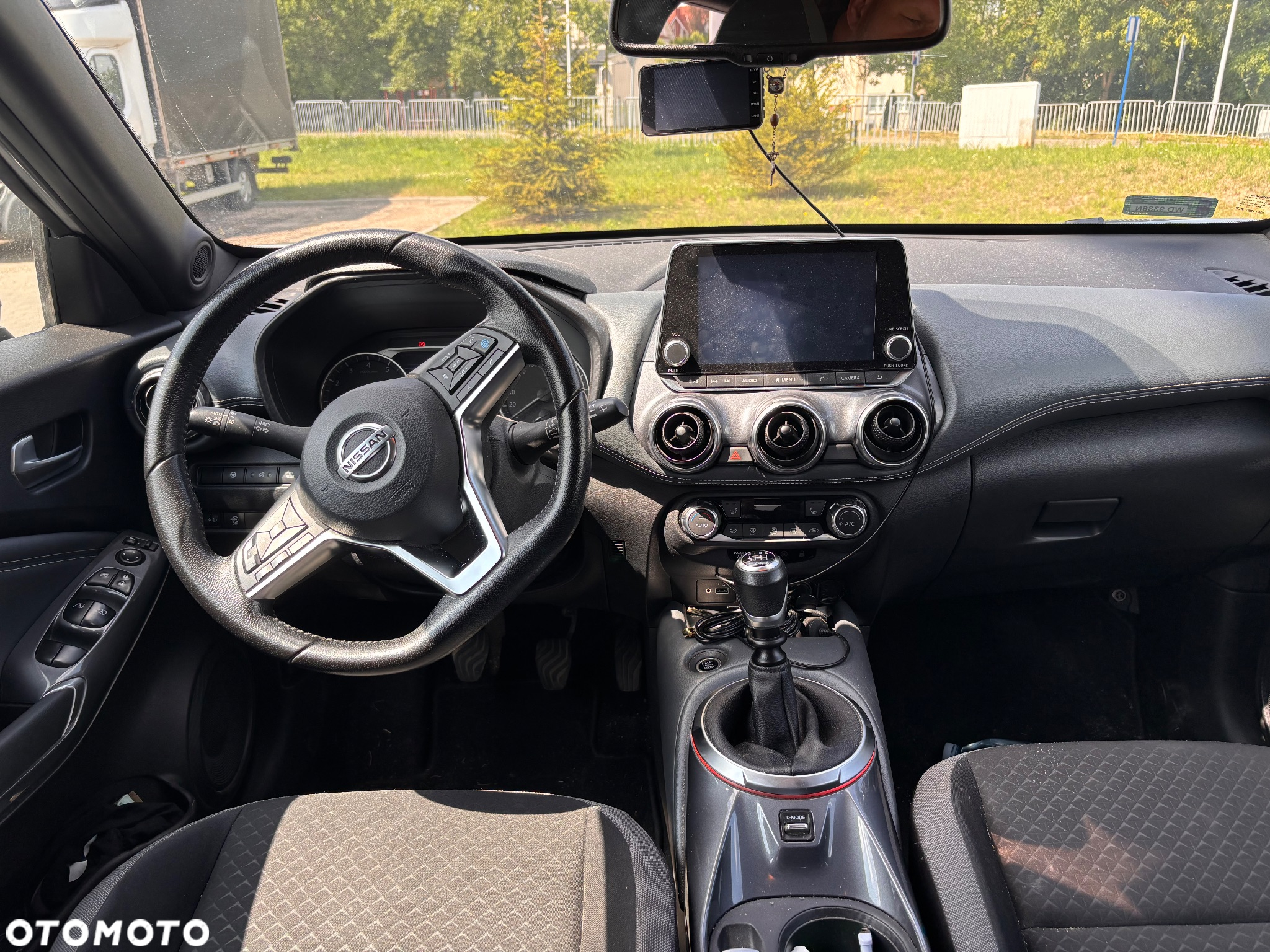 Nissan Juke 1.0 DIG-T Acenta - 10