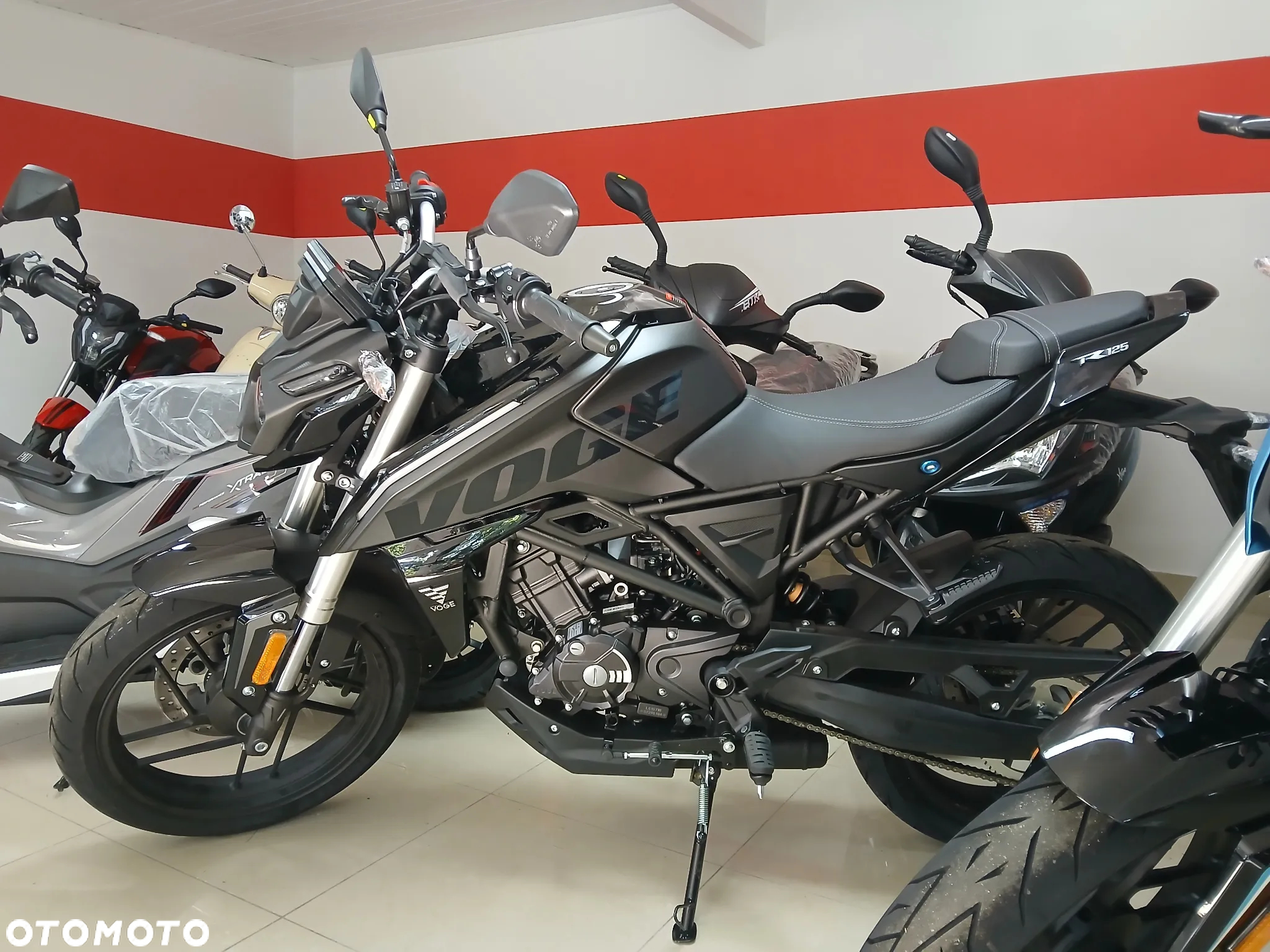 VOGE R125 - 3