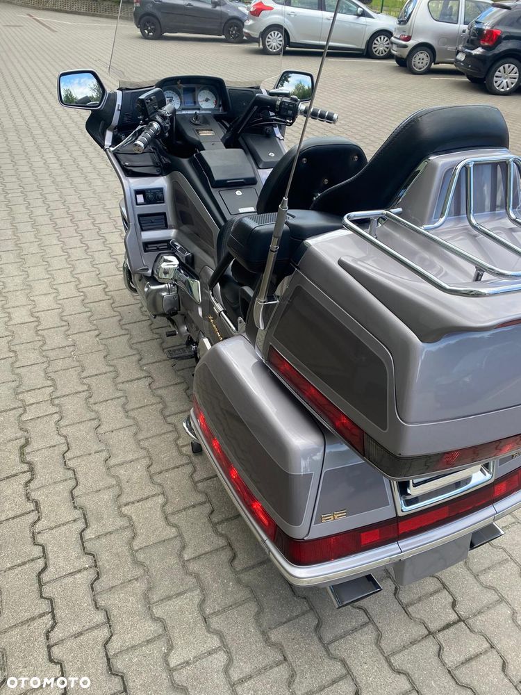 Honda GL - 5