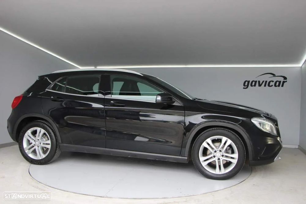 Mercedes-Benz GLA 200 CDi Urban Aut. - 17