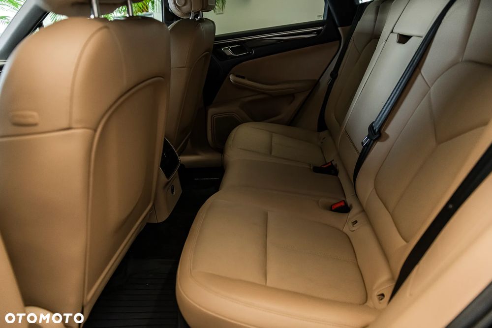 Porsche Macan Standard - 9