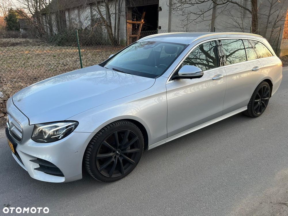 Mercedes-Benz Klasa E 220 d 9G-TRONIC AMG Line - 3