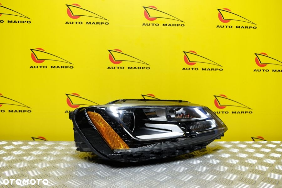 VW JETTA 2015-2018 REFLEKTOR LAMPA XENON LED R USA - 3