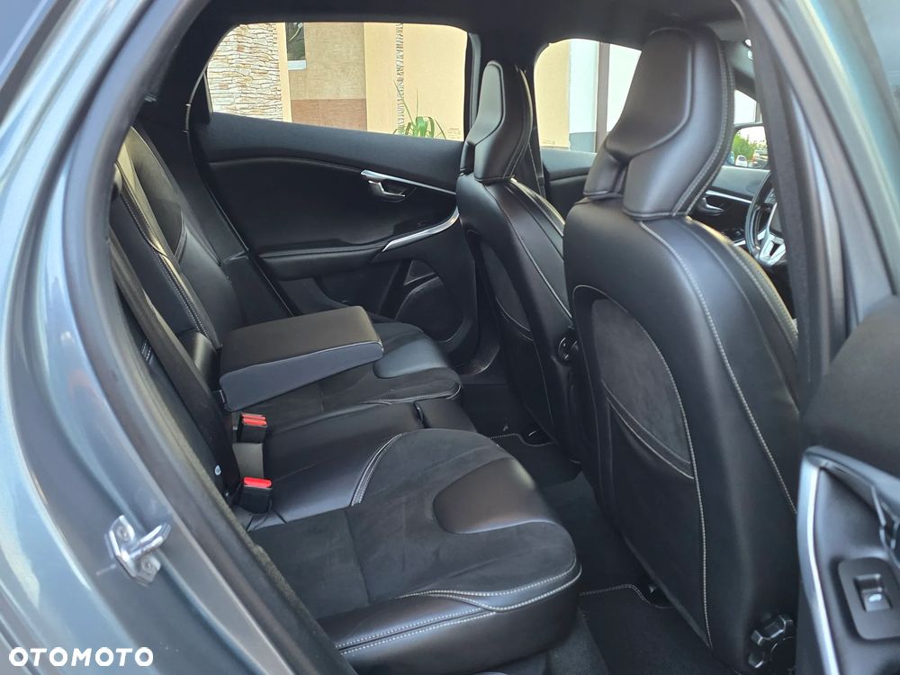 Volvo V40 D2 RDesign - 24