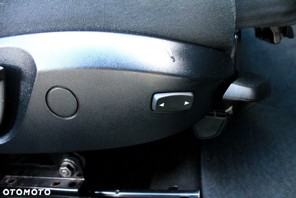BMW X1 - 17