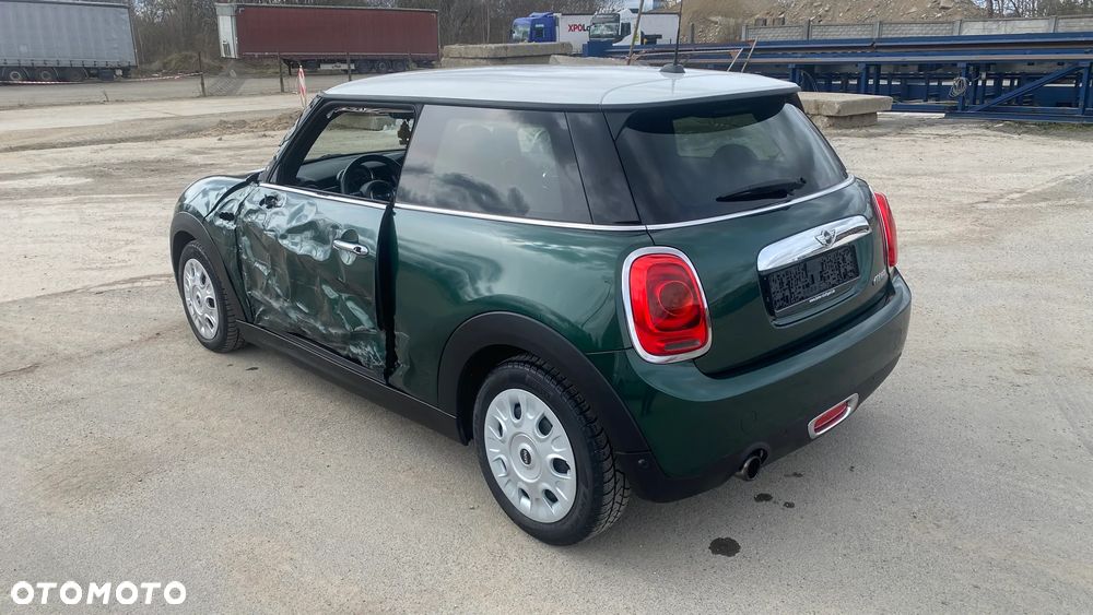 MINI Cooper Seven - 2
