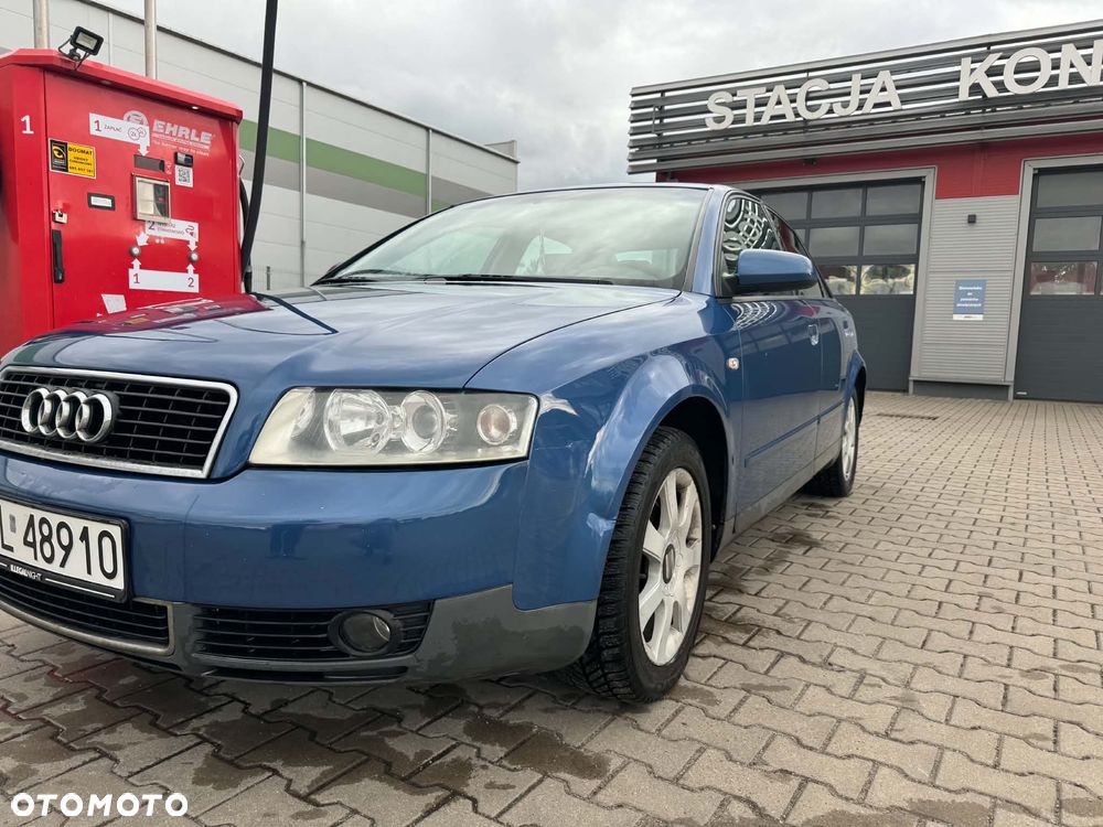 Audi A4 Limousine - 9