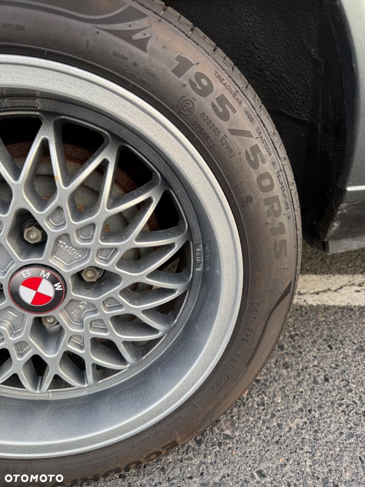 BMW Seria 3 316i - 26