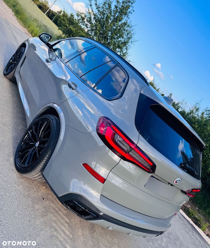 BMW X5 M M50i - 14