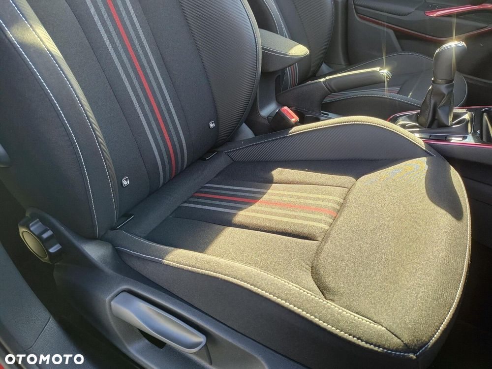 Skoda Fabia 1.0 TSI Monte Carlo - 35