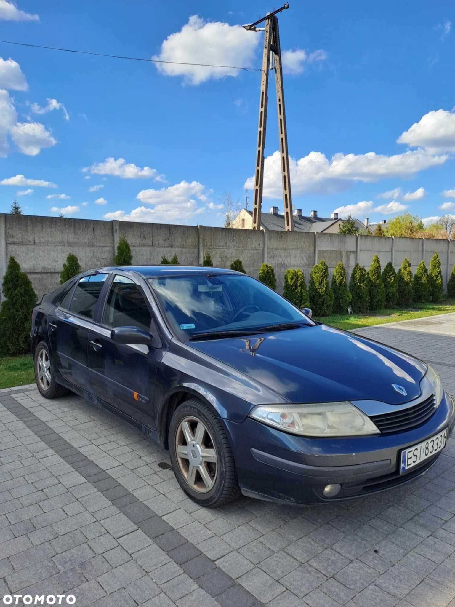 Renault Laguna - 1