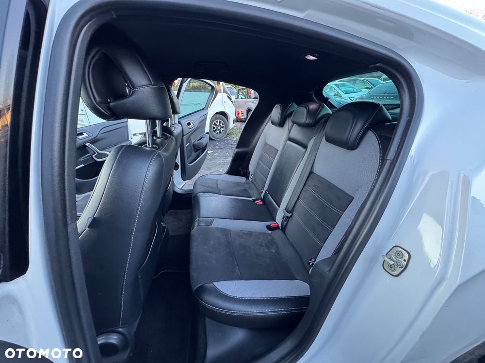 Citroën DS4 BlueHDi 150 S&S SoChic - 13