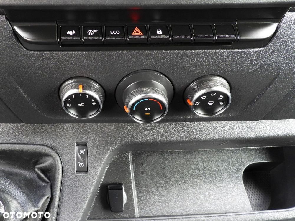 Renault MASTER PLANDEKA 10 PALET WEBASTO TEMPOMAT LEDY PNEUMATYKA KLIMATYZACJA  165KM - 34