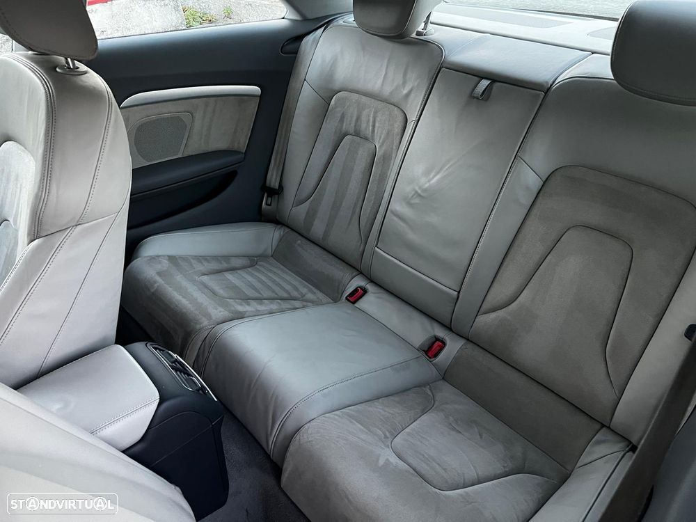 Audi A5 2.7 TDI Multitronic - 12