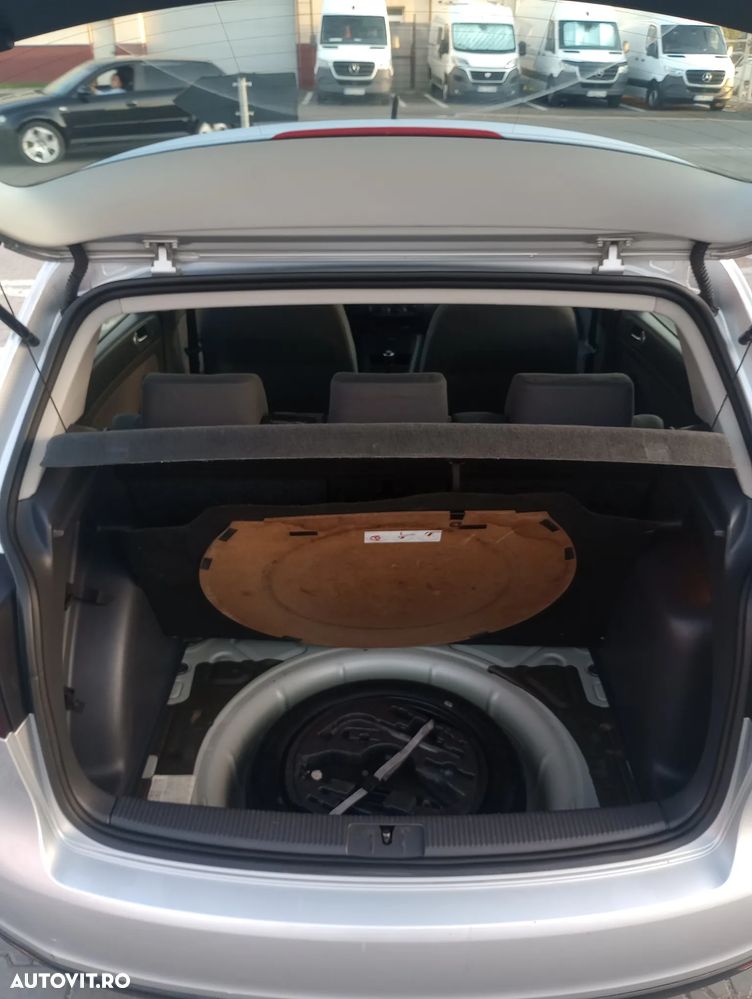 Volkswagen Golf Plus 1.9 TDI Sportline - 15