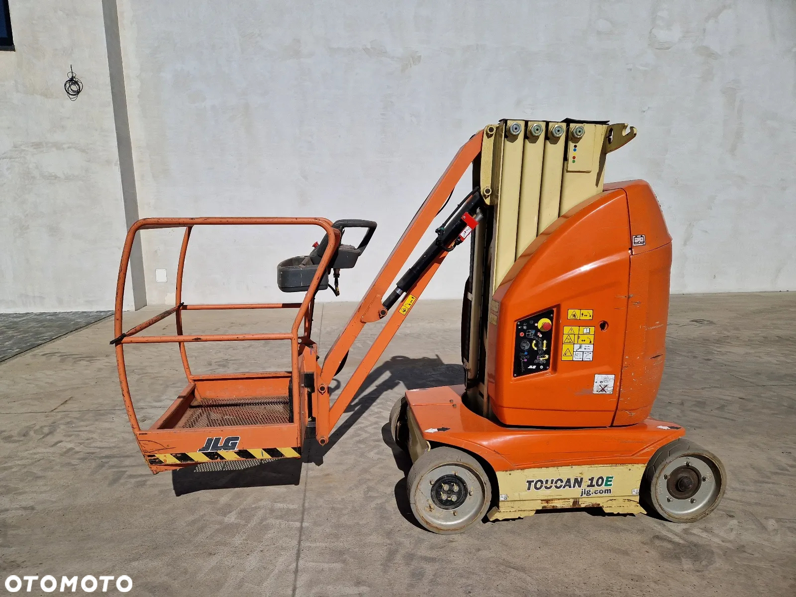 JLG Toucan 10E  R389 - 6